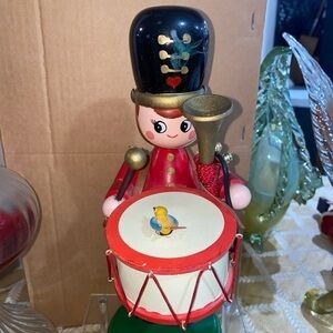 1981 vintage Enesco Parade Of‎ The Wooden Soldiers Music Drummer Boy Bird Tested